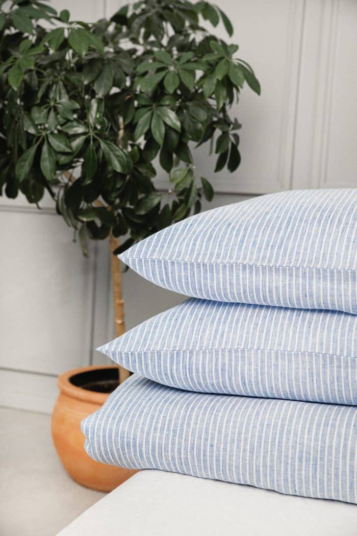 Linen bedding set "Royal blue" - Image 2