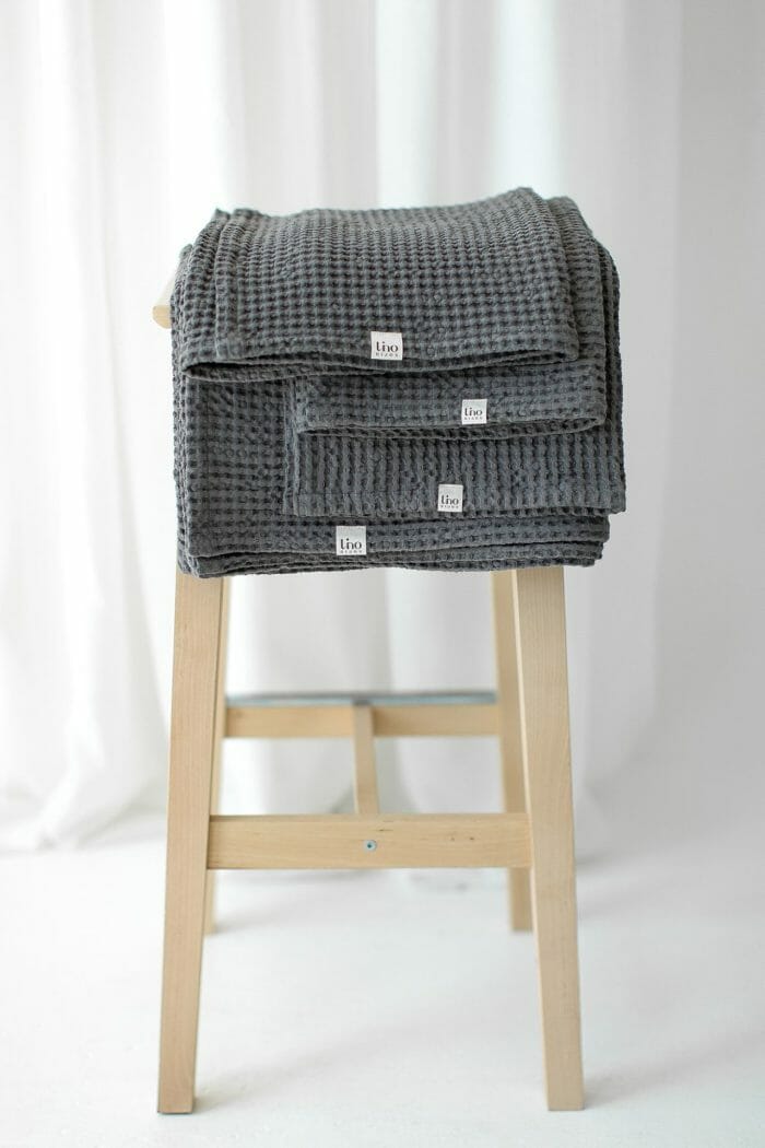 Vonios rankšluostis "Dark grey" - Image 10