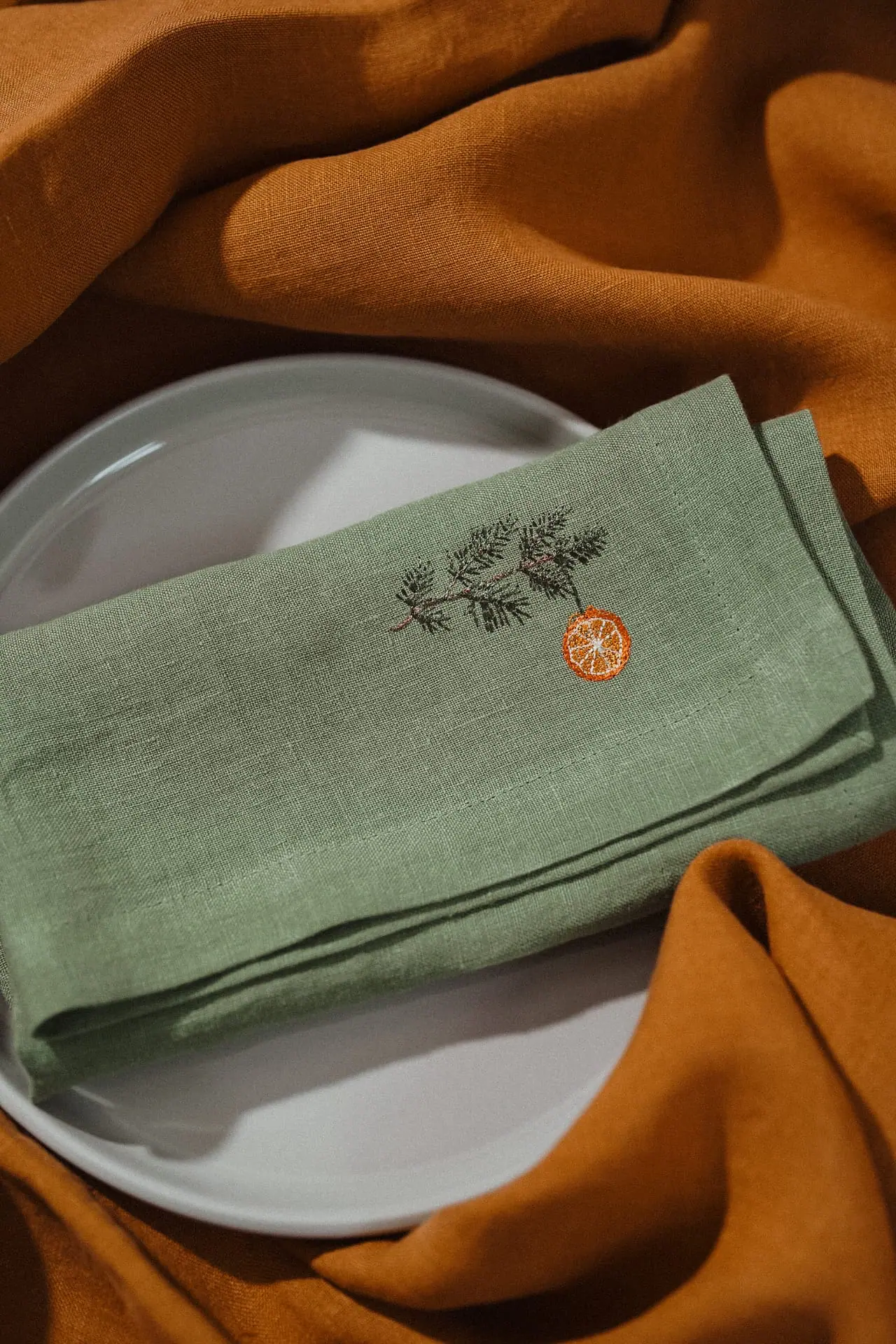 Kalėdinės lininės servetėlės